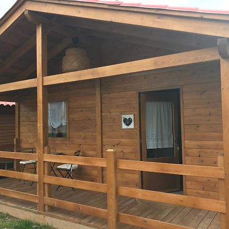 Camping Puigcercos Borreda Ngoại thất bức ảnh