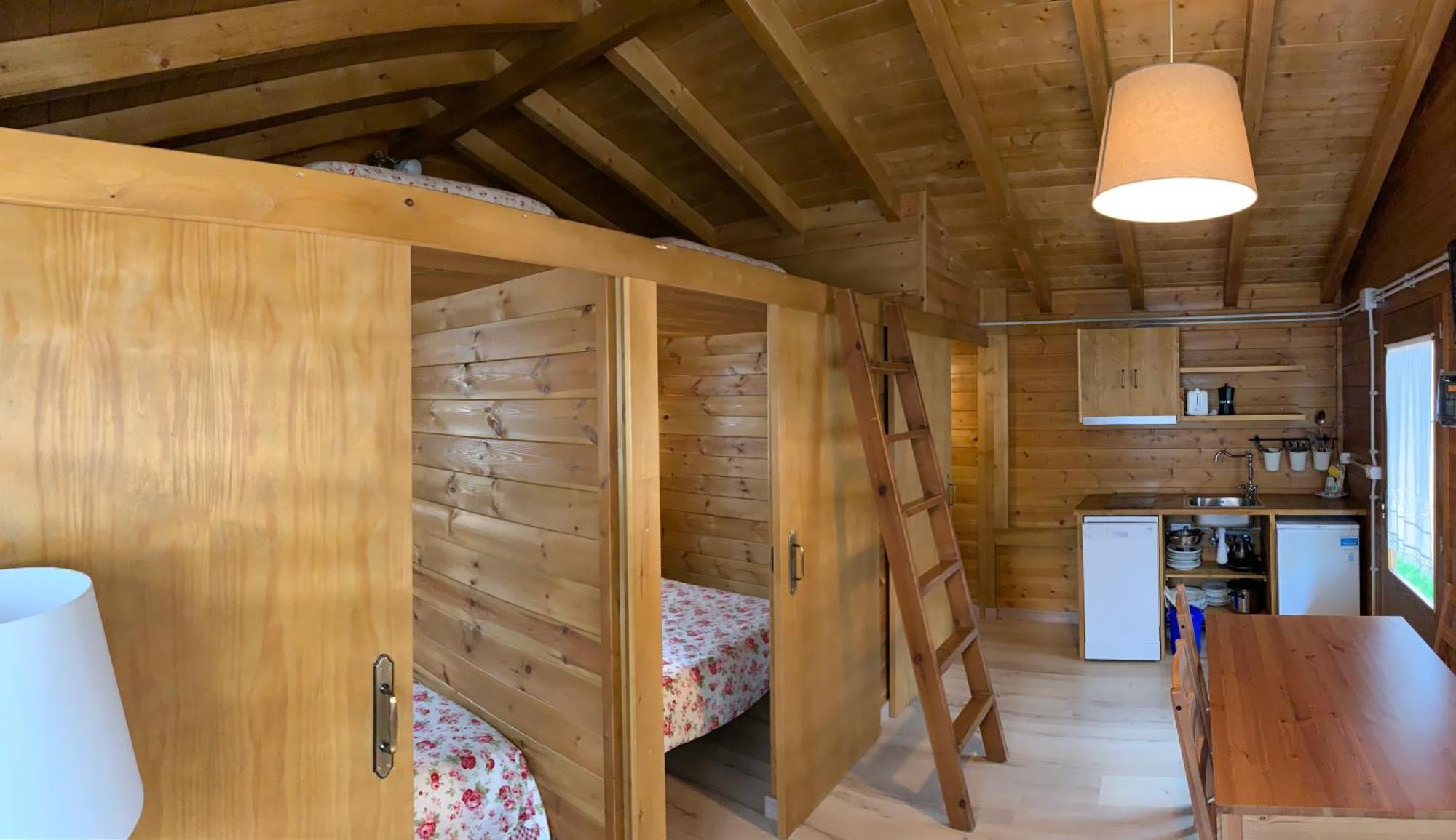 Camping Puigcercos Borreda Ngoại thất bức ảnh